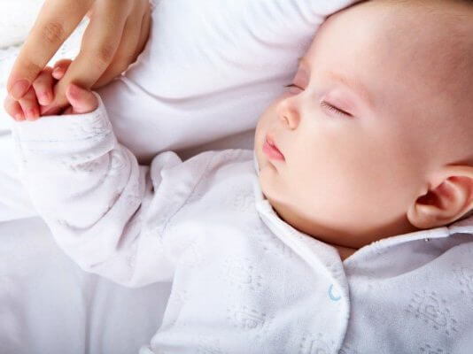 Yeni Doğan Bebekler Nasıl Uyutulur?