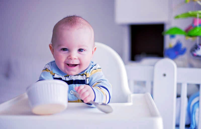 Bebek Nasıl Beslenmeli? Bebeklerde Ek Gıdalar Nelerdir?